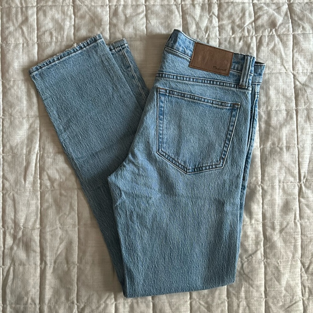 NWOT Madewell Athletic Slim Jeans - light wash denim 28x30